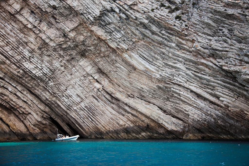 Villa Kamenica Komiža Δωμάτιο φωτογραφία