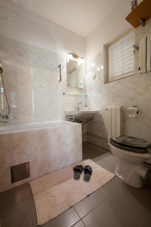 Villa Kamenica Komiža Δωμάτιο φωτογραφία