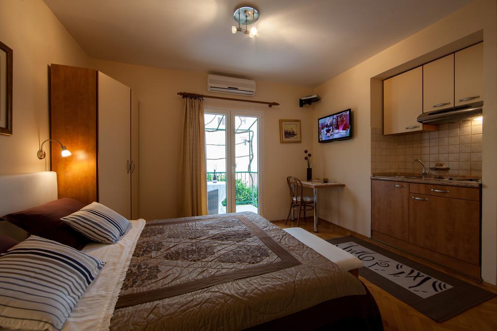 Villa Kamenica Komiža Δωμάτιο φωτογραφία