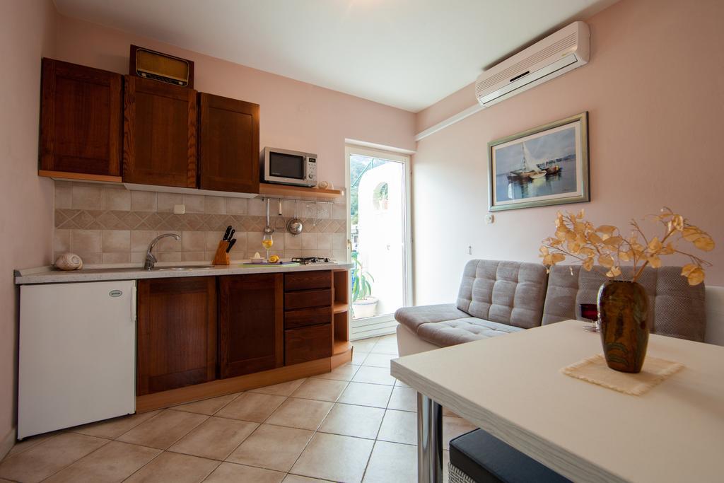 Villa Kamenica Komiža Δωμάτιο φωτογραφία