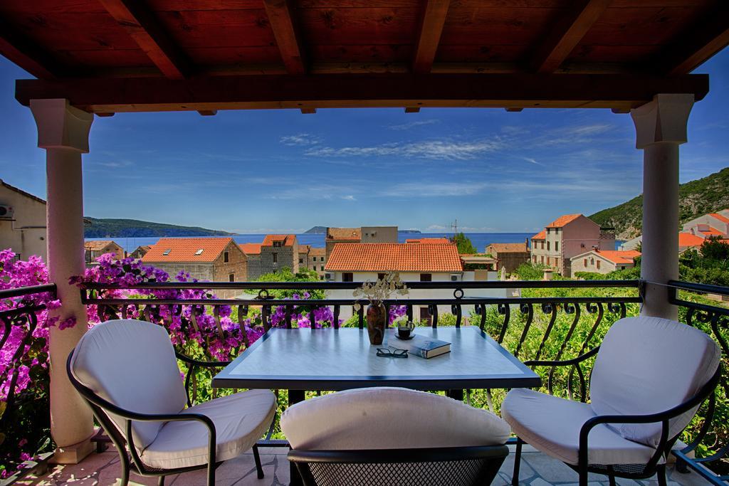 Villa Kamenica Komiža Δωμάτιο φωτογραφία