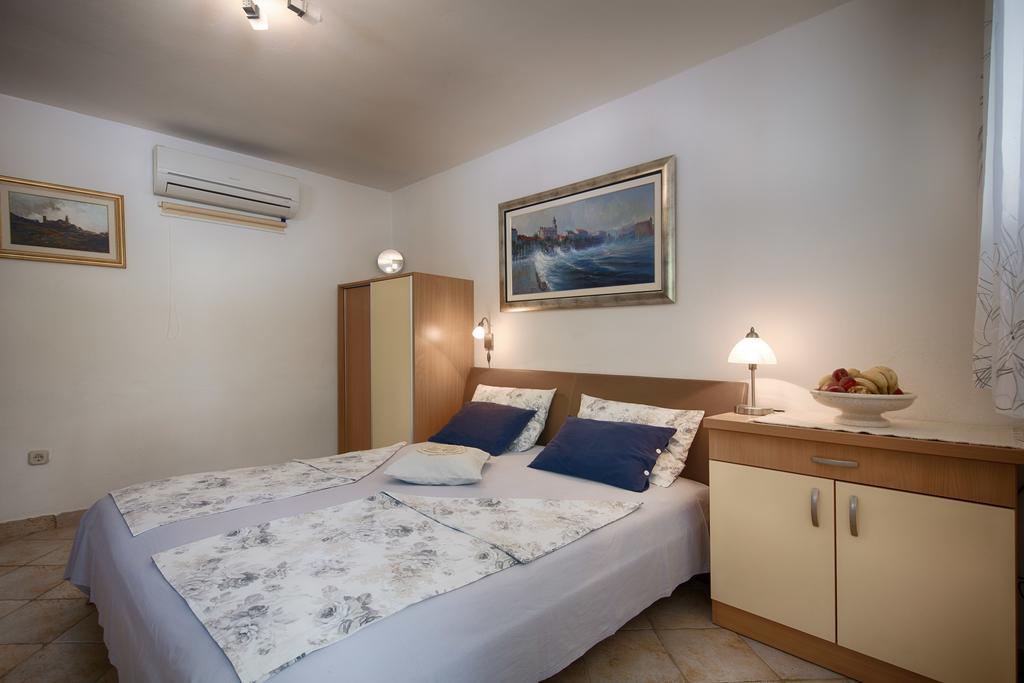 Villa Kamenica Komiža Εξωτερικό φωτογραφία